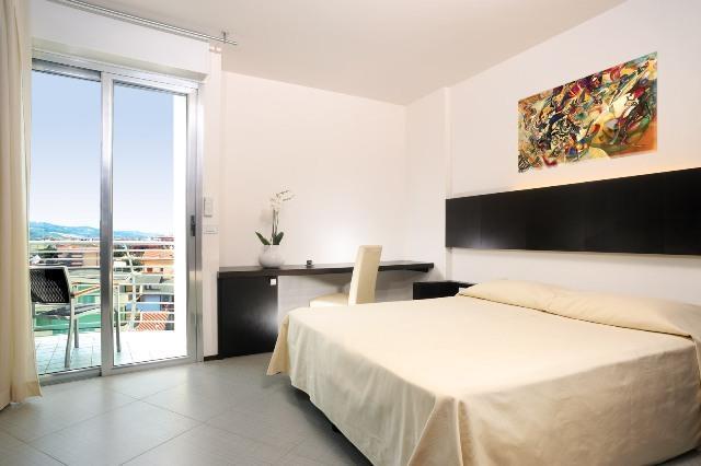 Hotel Lido Alba Adriatica Bilik gambar